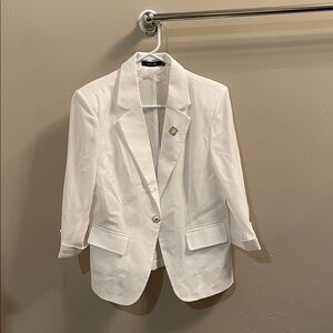 Talbots Classic White Single-Button Blazer with Notched Lapel